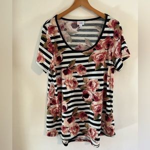LuLaRoe T-shirt